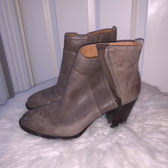 Boots - Picture 2 of 3